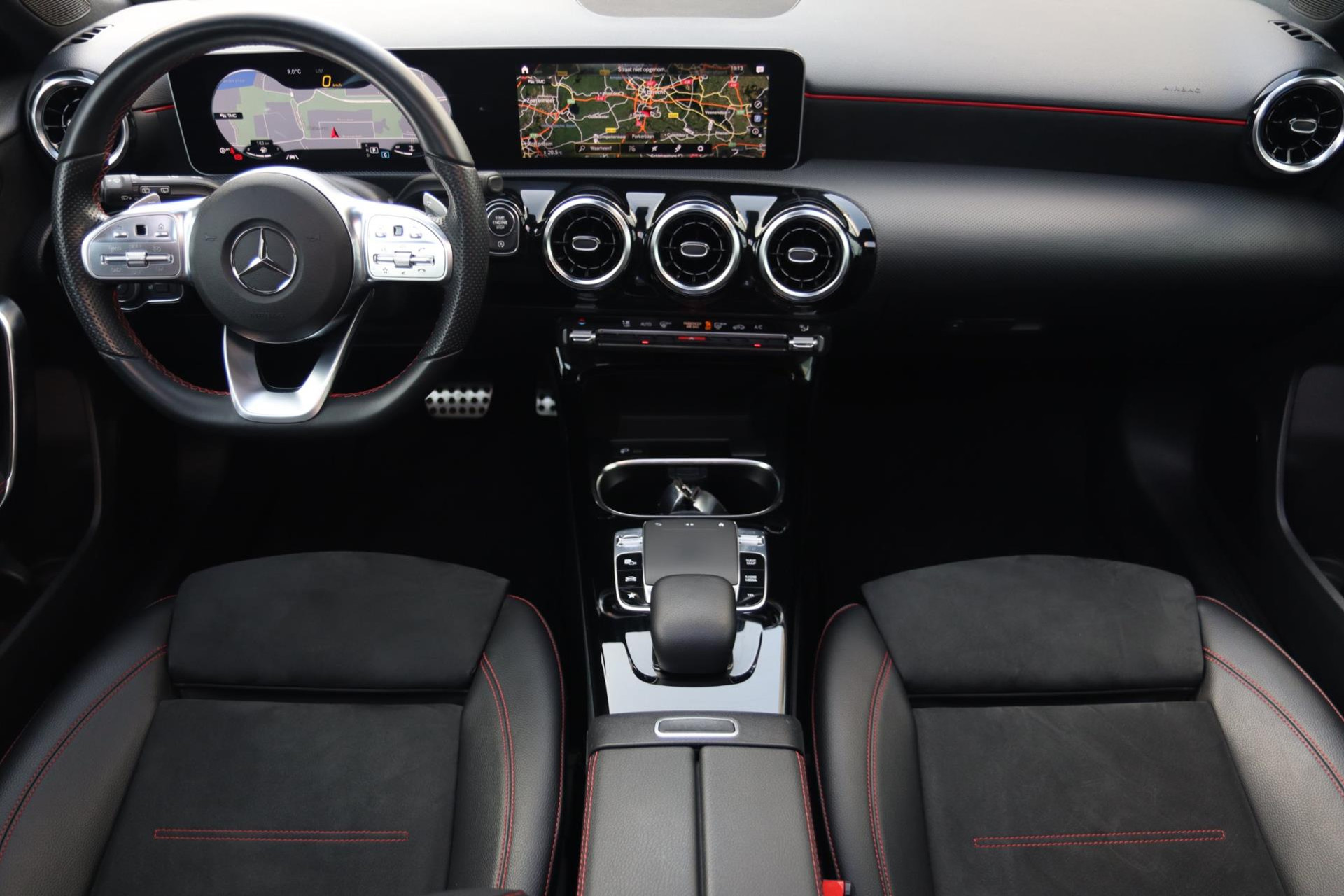 42924646-5.jpg